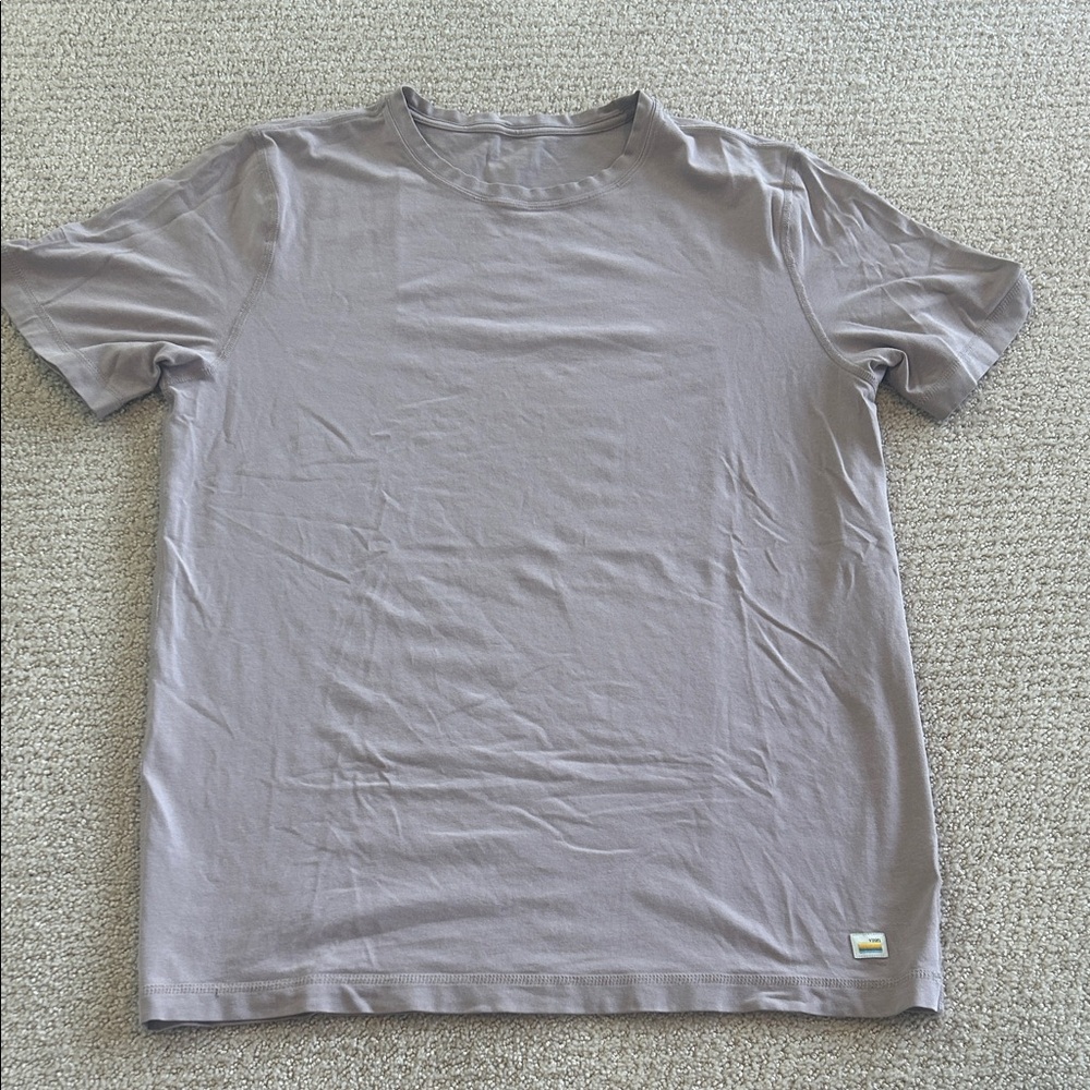 Vuori Men's Crew Neck T-Shirt in Mauve Gray